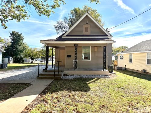 1820 W Olive St, Springfield, MO, 65802-4331 | Card Image