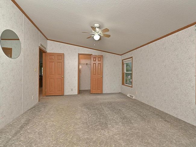Primary bedroom | Image 10