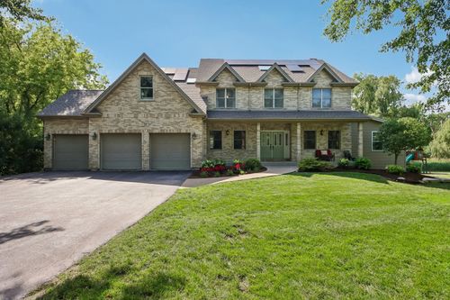 374 Sharon Dr, Barrington, IL, 60010-3413 | Card Image