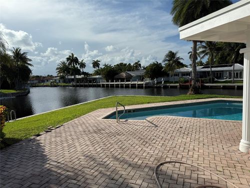 5251 Ne 29th Ave, Fort Lauderdale, FL, 33308-3401 | Card Image