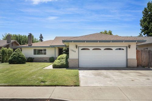 1006 Brandywine Dr, Lodi, CA, 95240-7418 | Card Image