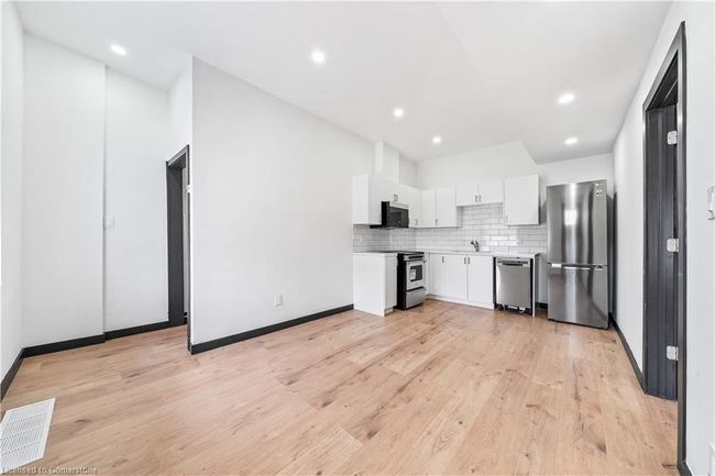 32 Britannia Ave, House other with 4 bedrooms, 3 bathrooms and 2 parking in Hamilton ON | Image 18