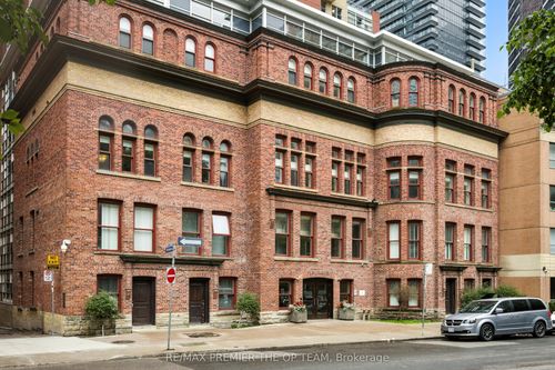 407-11 St Joseph St, Toronto, ON, M4Y3G4 | Card Image
