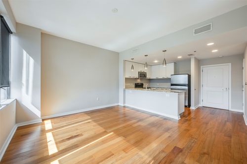 1002-1200 Main St, Dallas, TX, 75202-4303 | Card Image