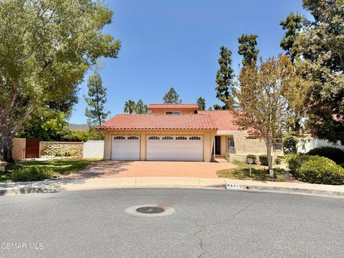 28955 Marlies St, Agoura Hills, CA, 91301-1727 | Card Image