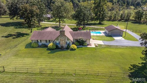 5544 Highway W, Poplar Bluff, MO, 63901-8779 | Card Image