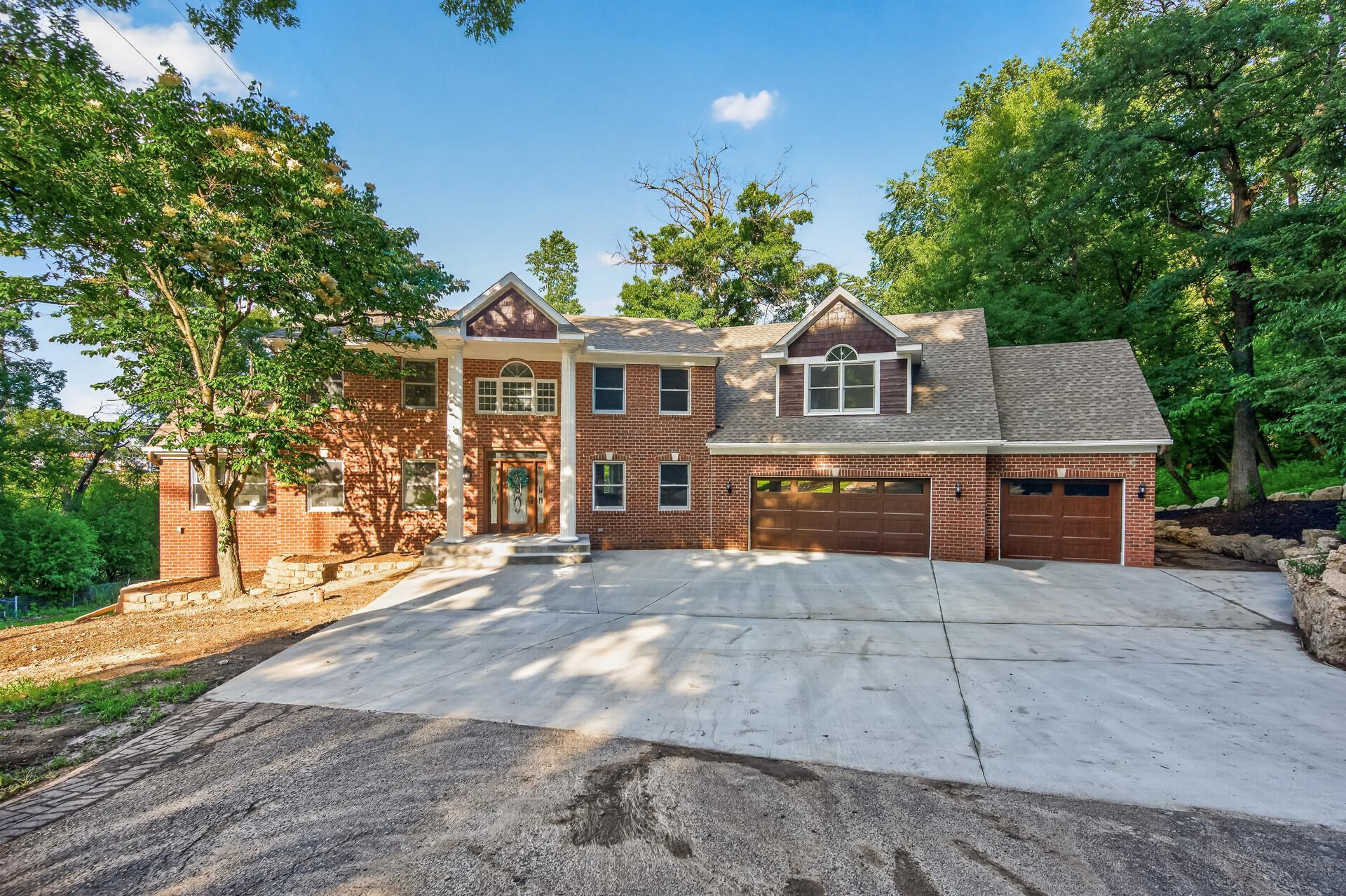 Residential in Sunfish Lake 2