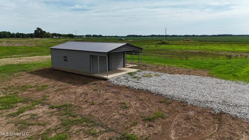 001 Deerfield Rd, Yazoo City, MS, 39194 | Card Image