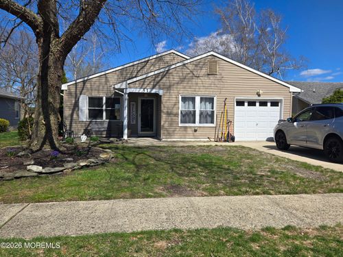 51 Nautilus Dr, Brick, NJ, 08723-7234 | Card Image
