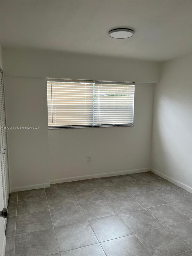 APT-205 - 16508 Ne 26 Th Ave, Condo with 2 bedrooms, 2 bathrooms and null parking in North Miami Beach FL | Image 8