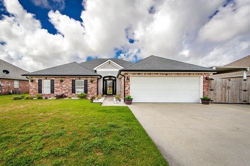 1025 Rebecca Dr, Houma, LA, 70360-7191 | Card Image
