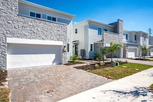 307 Nine Iron Dr, DAVENPORT, FL, 33896-8025 | Card Image