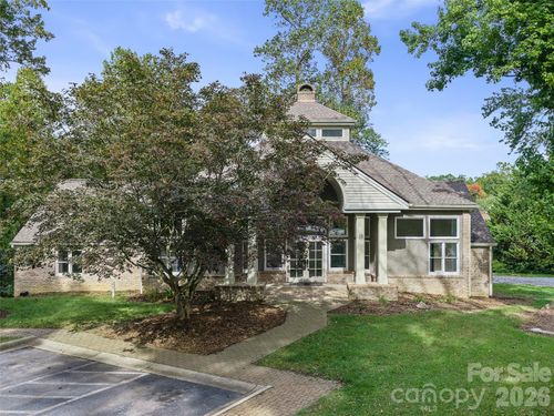 18 Carriage Park Way, Hendersonville, NC, 28791-0037 | Card Image