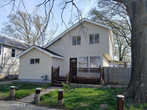 32 Lakewood Ave, Keansburg, NJ, 07734-1625 | Card Image