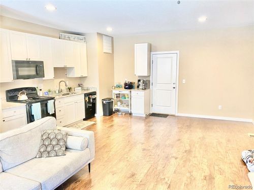 283 S 4th Ct, Deer Trail, CO, 80105-8100 | Card Image