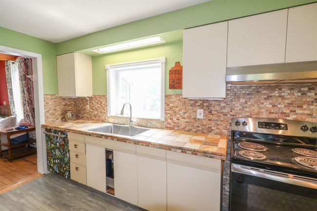 208 Passumpsic Ave, House other with 3 bedrooms, 2 bathrooms and null parking in Wilder VT | Image 17
