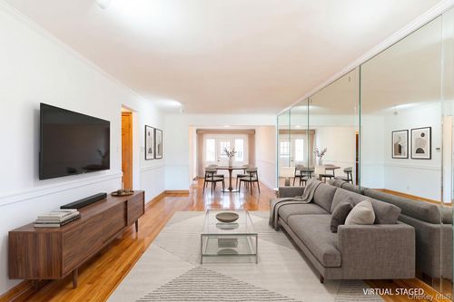 140-07 68th Dr, Flushing, NY, 11367 | Card Image