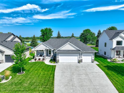 803 11th St Ne, New Prague, MN, 56071-1017 | Card Image