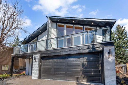 23 Edgewood Pl Nw, Calgary, AB, T3A2T8 | Card Image