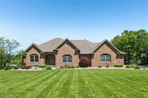 6395 Great Court Cir Nw, Massillon, OH, 44646-9539 | Card Image