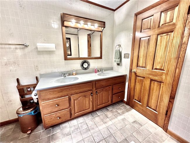 250 Flanigan Rd, House other with 6 bedrooms, 2 bathrooms and 4 parking in Confluence PA | Image 16