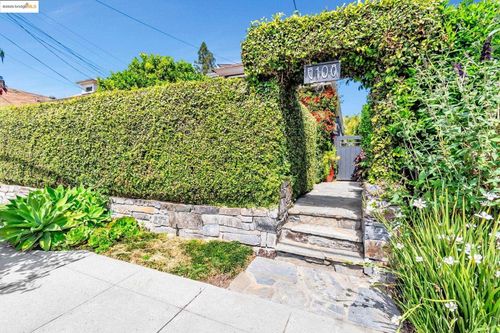 6108 Hillegass Ave, Oakland, CA, 94618-1237 | Card Image