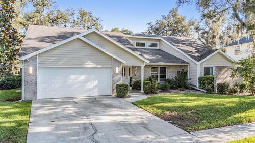 1204 Moondale Ct, VALRICO, FL, 33596-7029 | Card Image