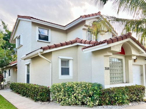 127-7608 Pinewalk Dr S, Margate, FL, 33063-8122 | Card Image