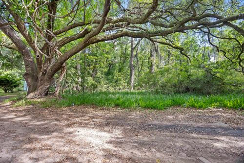 2496 Boy Scout Rd, Wadmalaw Island, SC, 29487-7009 | Card Image
