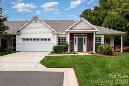 6204 Half Dome Dr, Charlotte, NC, 28269-1548 | Card Image