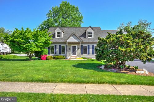 706 Rosemont Dr, LITITZ, PA, 17543-8441 | Card Image