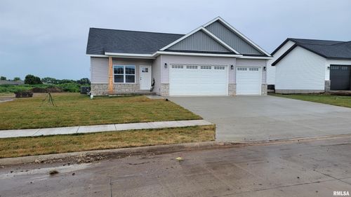 1312 Hillcrest Dr, Chillicothe, IL, 61523 | Card Image