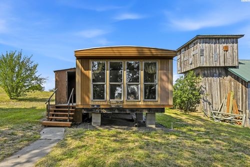 201 S 10th St, Garfield, WA, 99130-8750 | Card Image