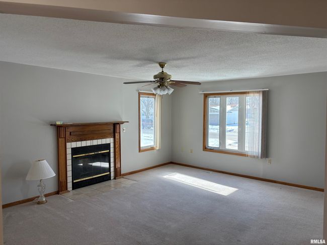 626 3 Rd Ave, House other with 3 bedrooms, 3 bathrooms and null parking in De Witt IA | Image 6