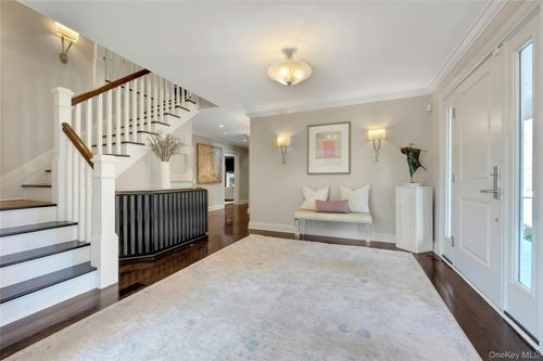 44 Brevoort Ln, Rye, NY, 10580-1008 | Card Image