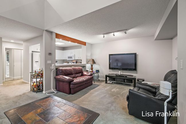 Living Room view 2 | Image 17