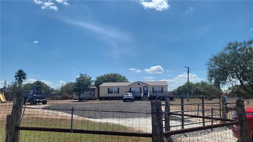 609 County Road 231, Orange Grove, TX, 78372-9422 | Card Image