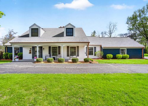 1044 W Jonathan Lane, BAYSIDE, WI, 53217 | Card Image