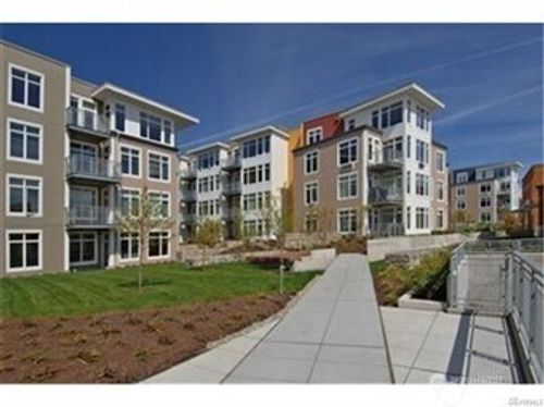 unit-d135-145 Ferncliff Ave Ne, Bainbridge Island, WA, 98110-2455 | Card Image