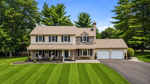 4775 White Oak Cir, EMMAUS, PA, 18049-1216 | Card Image