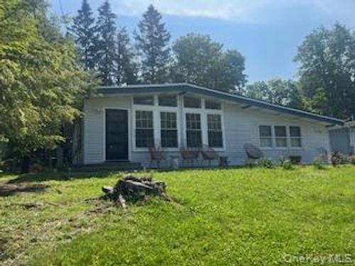 27 Crescent Cir, Rock Hill, NY, 12775-6200 | Card Image