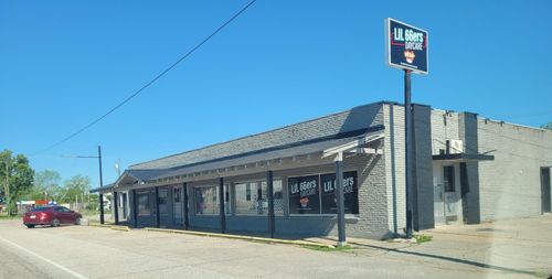 711 Commerce St, Commerce, OK, 74339-2600 | Card Image