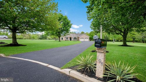 108 Clarion Dr, Souderton, PA, 18964-1052 | Card Image