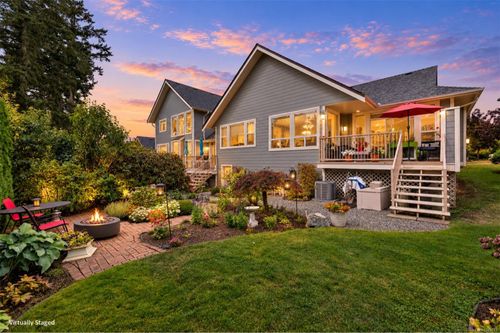 6-912 Brulette Pl, Mill Bay, BC, V8H1H2 | Card Image