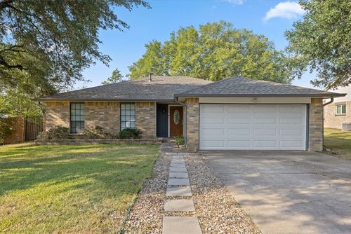 1511 Quail Run Rd, Pflugerville, TX, 78660-4386 | Card Image