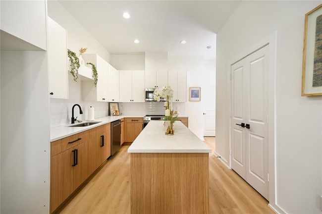 AB - 4009 New Orleans St, Home with 3 bedrooms, 2 bathrooms and null parking in Houston TX | Image 20