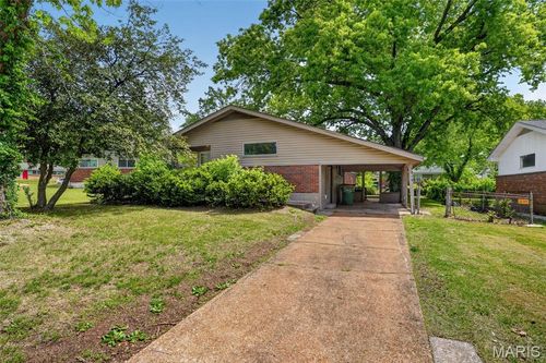 9946 Lanier Dr, Saint Louis, MO, 63136-5431 | Card Image