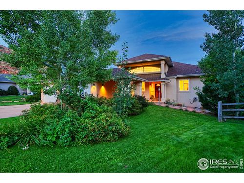 105 Eagle Canyon Cir, Lyons, CO, 80540-5011 | Card Image