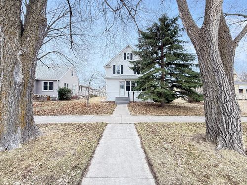 712 3rd Ave, Madison, MN, 56256-1549 | Card Image