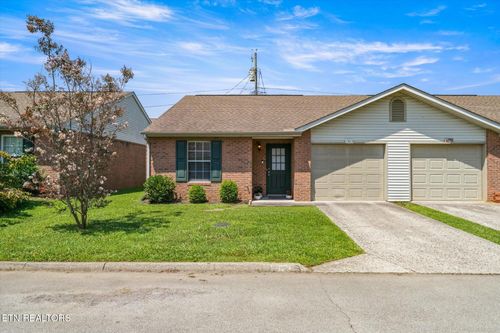 7923 Jenhurst Way, Powell, TN, 37849-5443 | Card Image